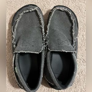 Chiba Sanuks barely used size 11